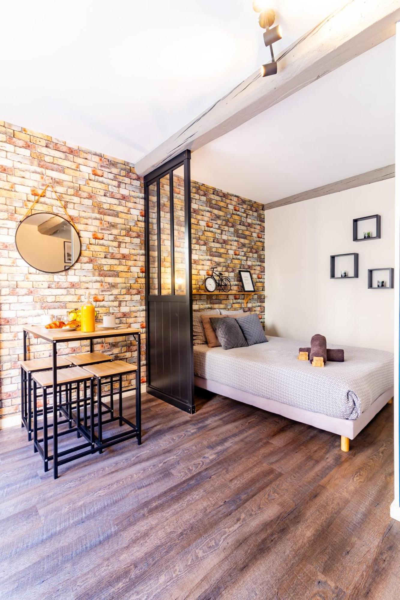 Apartment Le Cosmo Du Grand Bassin Avec Terrasse Castelnaudary
